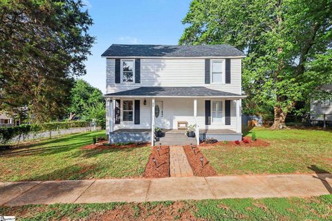 26 2Nd Avenue active home in Poe Mill, Greenville, SC