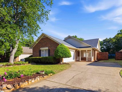 4 Parkins Place pending home in Parkins Mill Area, Greenville, SC