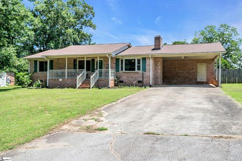 18 Konnarock Circle active home in Richmond Hills, Greenville, SC