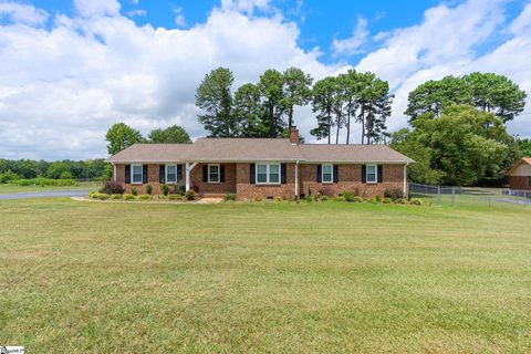 10 Terrell Street pending home in Winfield, Spartanburg, SC