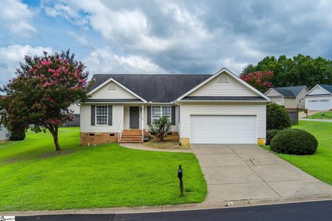 Homes in Dunwoody Oaks, Simpsonville