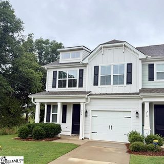 214 Mint Julep Court active townhome in Saddlebrook Farm, Greer, SC