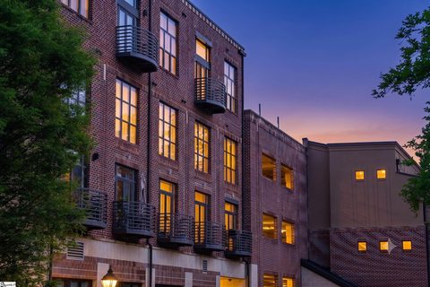 101 W Court Street sold condo in Poinsett Corners, Greenville, SC