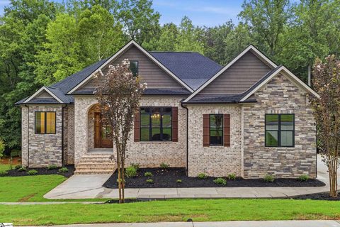 A home in Woodridge