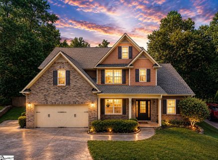 611 Pinery Lane active home in Carlton Creek, Duncan, SC