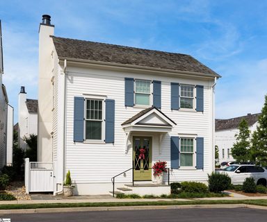 105 Bowman Road active home in Hartness, Greenville, SC