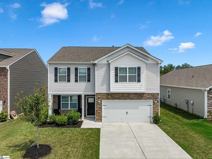7 Plumwood Street active home in Hartridge Manor, Simpsonville, SC
