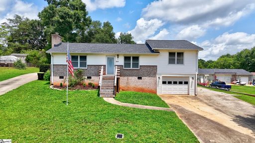 317 Bentwood Road active home in Bentwood, Piedmont, SC