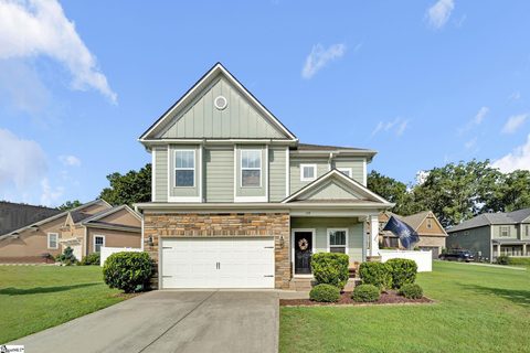 Homes in Tucker Branch, Fountain Inn