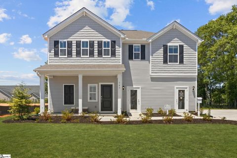 103 Beautyberry Street active home in The Settlement, Simpsonville, SC