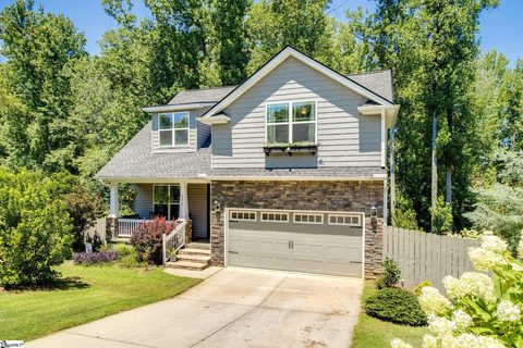 203 Nolan Road sold home in Points North, Travelers Rest, SC