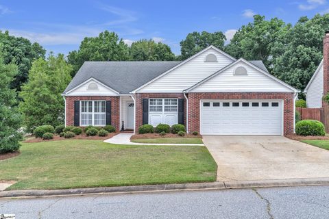 Homes in Raintree Cove, Taylors
