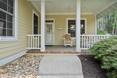 102 Bowline Court active home in Keowee Key, Salem, SC