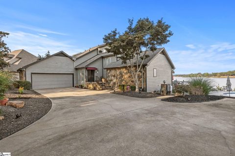 333 Watercrest Drive pending home in Watercrest, Inman, SC