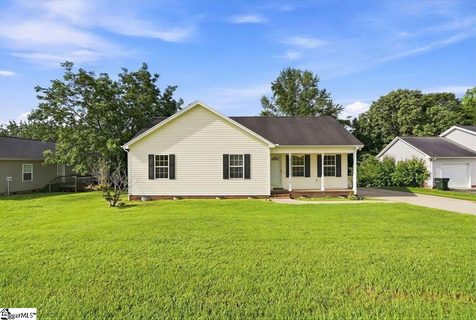 1207 Gap Creek Road active home in River Plantation, Lyman, SC