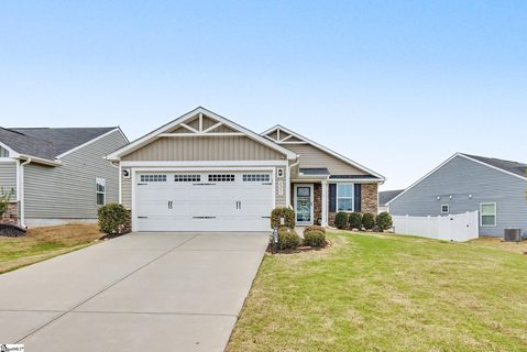 2231 Hemming Way pending home in Elmwood Cottages, Boiling Springs, SC