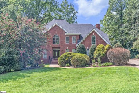 401 Rivercrest Drive active home in Woodlands, Taylors, SC