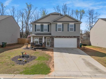 415 Victory Lane active home in Bridle Path, Moore, SC