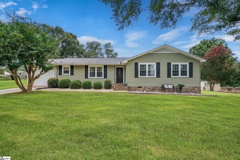 104 Menlo Drive pending home in Brentwood, Simpsonville, SC
