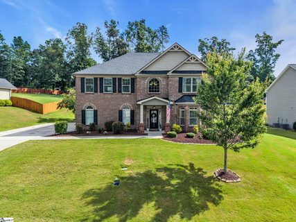 122 James Lake Way active home in James Lake, Easley, SC