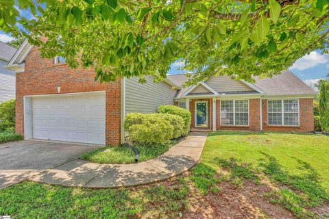 618 Fairview Lake Way sold home in Fairview Lake, Simpsonville, SC