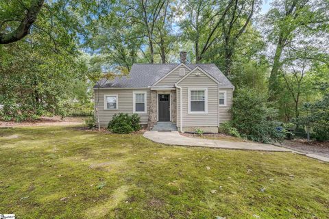 301 Brookwood Drive active home in Augusta Road, Greenville, SC