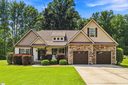 411 Oak Ridge Place sold home in Easley, SC