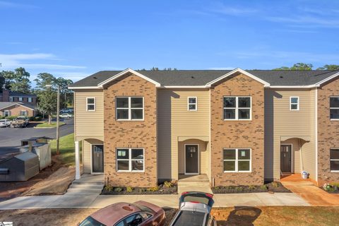 Homes in Furman Place, Greenville