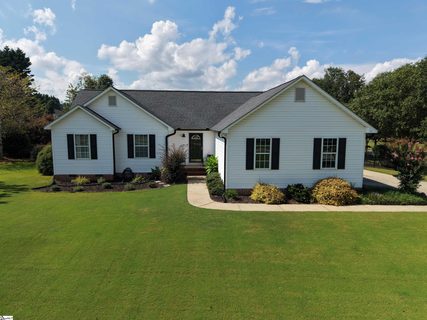 101 Quarternein Court active home in Quartermein, Piedmont, SC