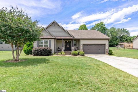 Homes in Boulder Creek, Greer