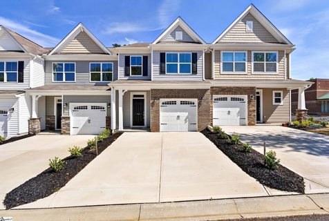 52 Fair Village Lane active home in Fairview Village, Simpsonville, SC