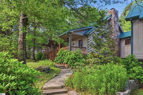 A home in White Oak