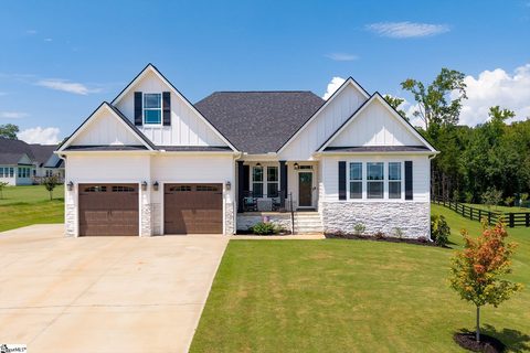 105 Frontier Lane pending home in Tubbs Mountain Estates, Travelers Rest, SC