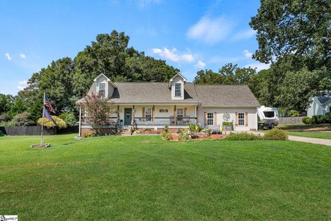 A home in Forest Oaks
