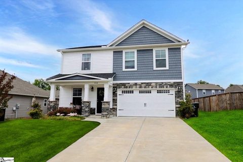 418 Icebow Road pending home in Winterbrook, Fountain Inn, SC