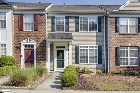Homes in Lismore Village, Greer