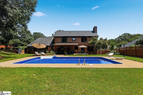 105 Sugar Hill Court active home in Ricelan Creek, Simpsonville, SC