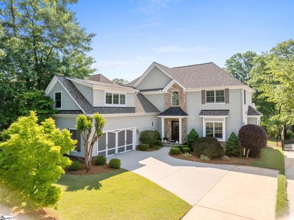 108 Mount Vista Avenue active home in Augusta Road, Greenville, SC
