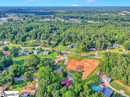0 Shenandoah Drive pending lot in Country Heights, Laurens, SC