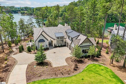 219 Quay Court active home in The Reserve At Lake Keowee, Sunset, SC