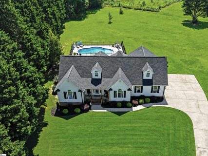 12 Silver Meadow Lane pending home in Silver Ridge, Greer, SC