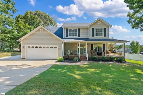 705 Canton Court pending home in Westview, Greer, SC