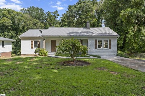107 Coldbrook Drive active home in Park Hills, Spartanburg, SC