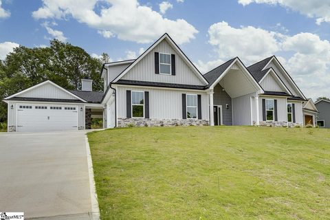 110 Hinton Farms Drive active home in Hinton Farms, Easley, SC