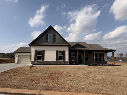 202 Old Glory Court active home in Legacy Farms, Pickens, SC