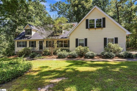 136 Pleasant Woods Road pending home in Prestwick, Piedmont, SC