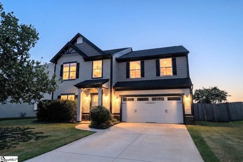 725 Ethridge Point active home in Glen Lake, Boiling Springs, SC