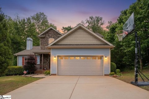 Homes in Shaftsbury, Boiling Springs