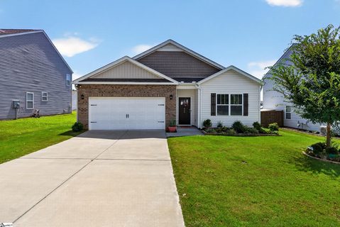 830 Colmore Trail active home in Hampton Hills, Lyman, SC