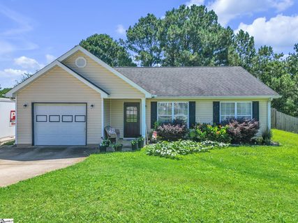 2004 Small Meadows Court active home in Country Gardens, Fountain Inn, SC